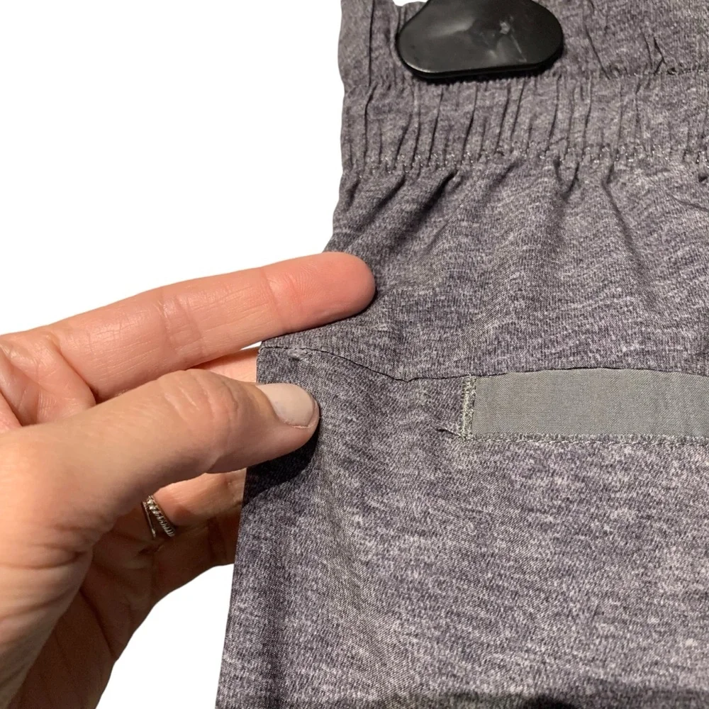LULULEMON | Spring Break‎ Away Short II - Heathered Texture Printed Grey - Sz 6